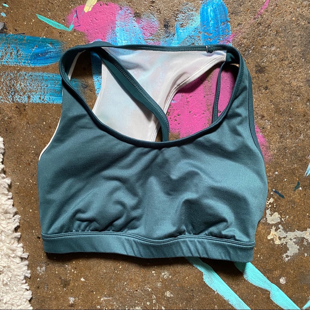 Unique Mesh & Strap Sports Bra